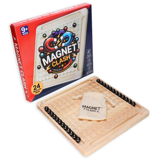 MAGNET CLASH wooden board ready for family strategy games
