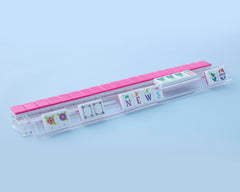 Lightweight design supports comfortable daily and travel mahjong sessions