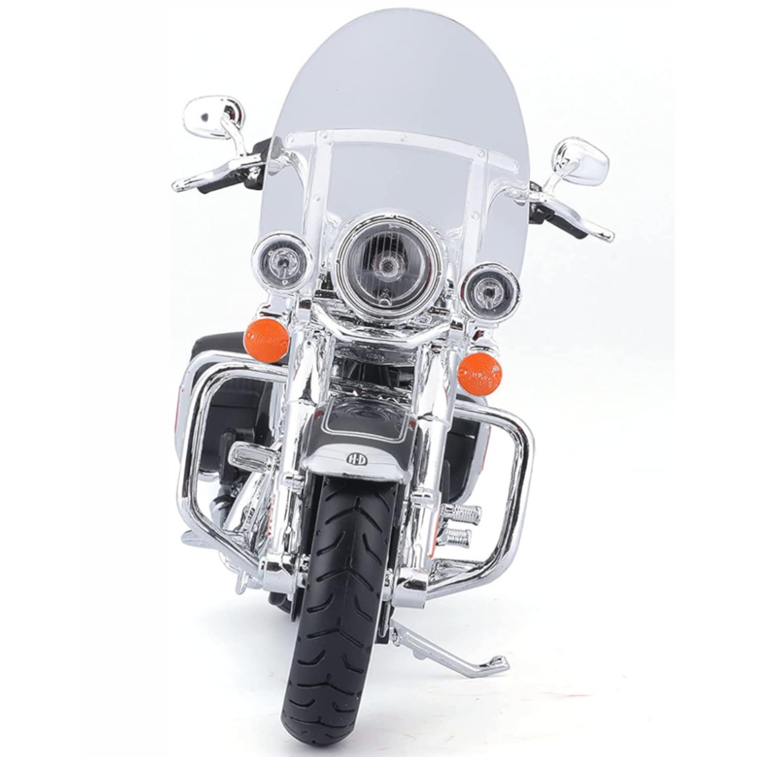 Maisto Harley-Davidson Road King Classic 2013 1:12 detailed exterior captures chrome accents and styling.