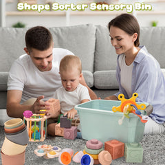 Majabike Montessoriii pull-string ball toy promotes tactile play and fine motor exploration.
