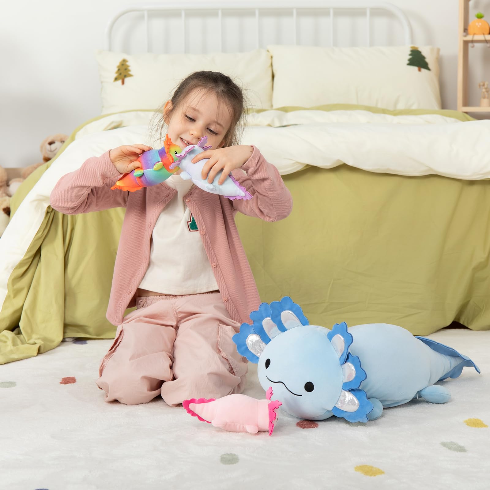 MaoGoLan family plush as a decorative pillow for cozy bedrooms.