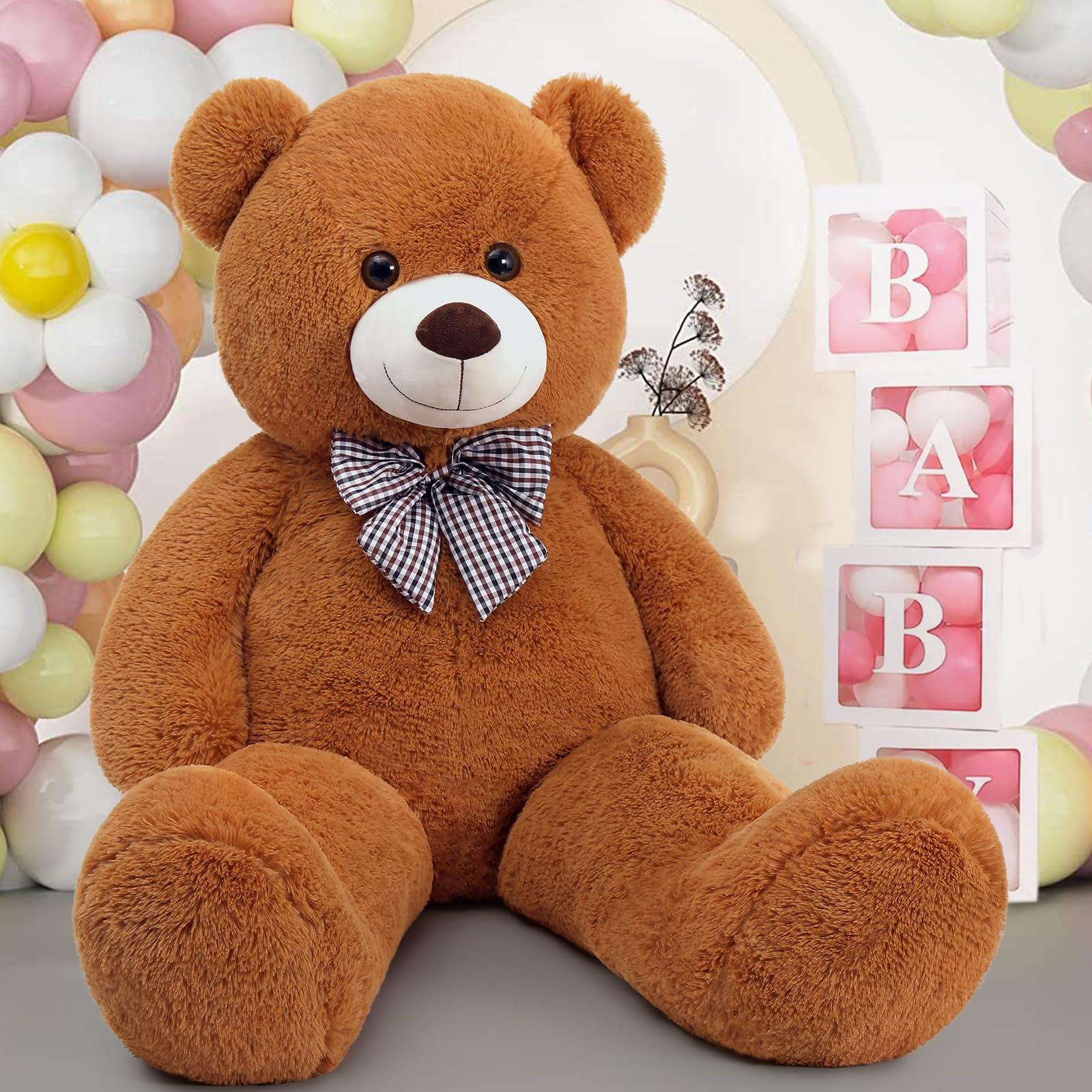 MaoGoLan Christmas teddy bear decor offers a festive focal point and warm vibes.