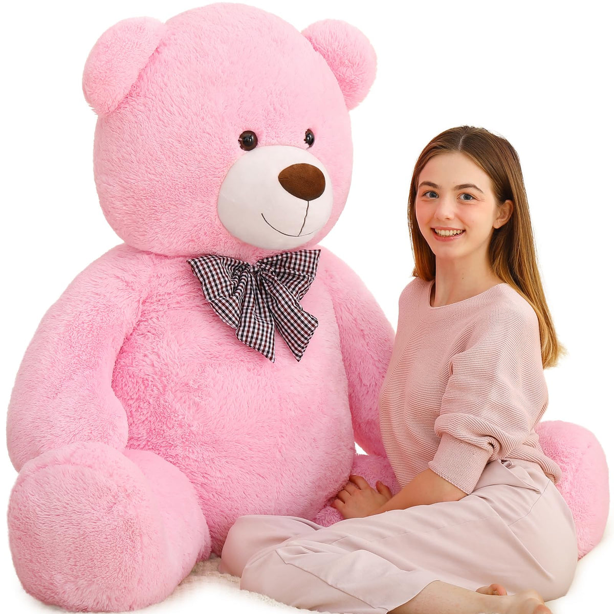 MaoGoLan Giant Pink Teddy Bear front view for cuddling and comfort