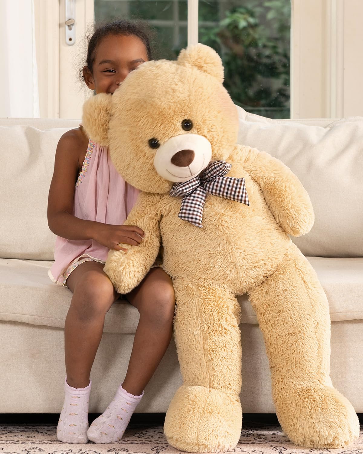 MaoGoLan giant teddy bear 39-inch snuggle shot showcases plush texture for cozy hugs.
