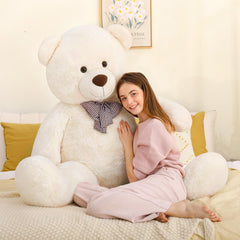 MaoGoLan giant teddy bear offers a warm embrace during relaxing moments.