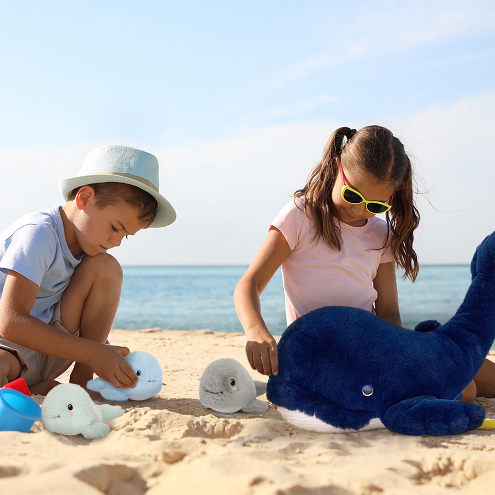MaoGoLan soft plush toy safe for ages 3+, easy for little hands.