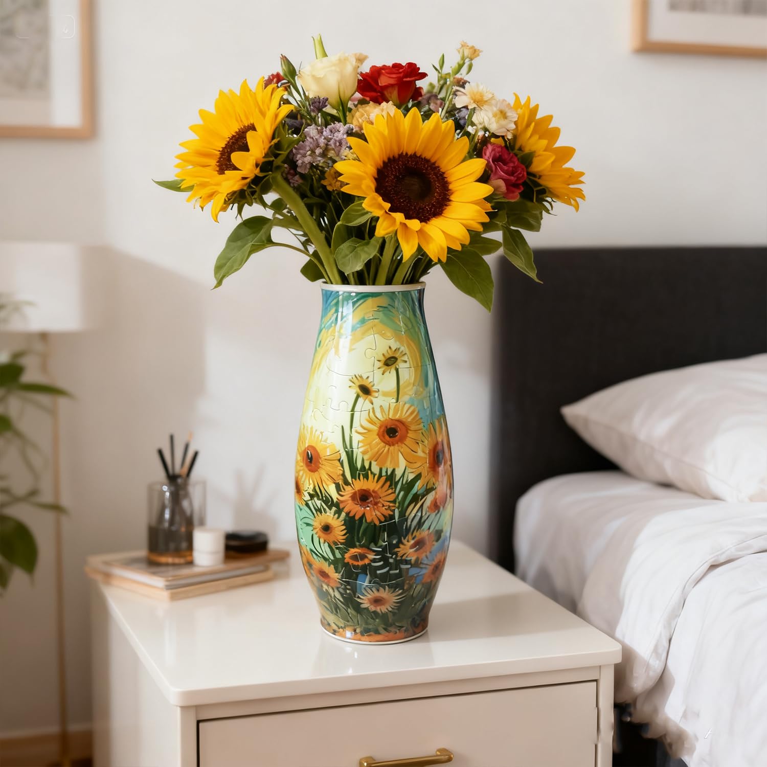 Maricrosea dual mood vase showing starry night with warm lighting