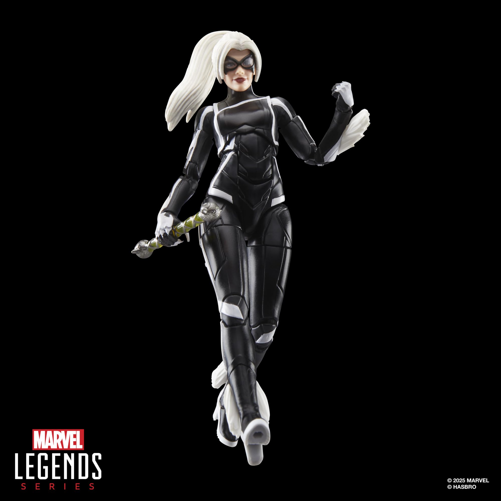Marvel Black Cat Gamerverses poseable legs support action-ready setups.