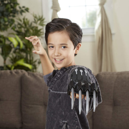 Marvel Black Panther Slash Claw action-movement enhances dynamic pretend battles.