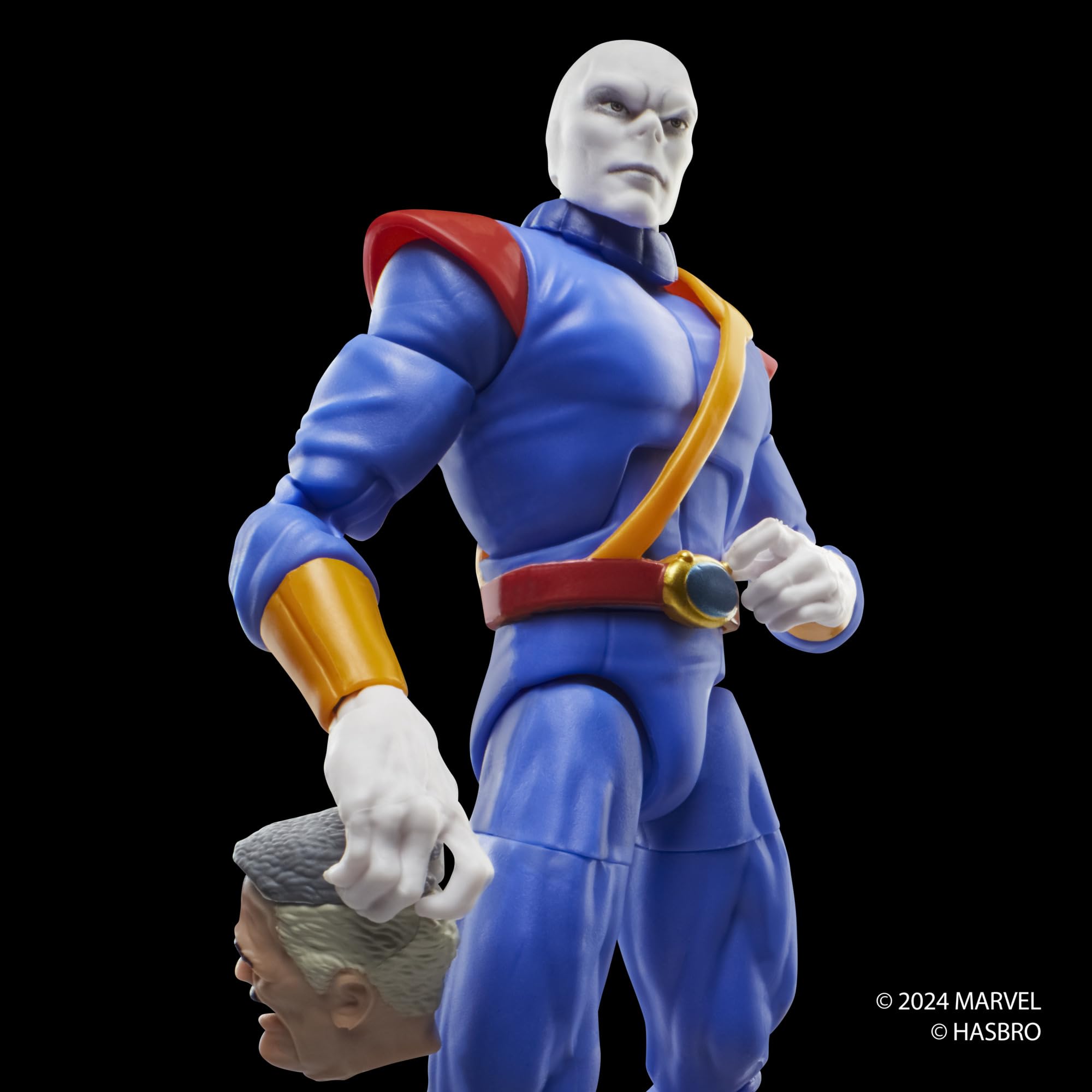 Retro blister packaging enhances Marvel Legends display