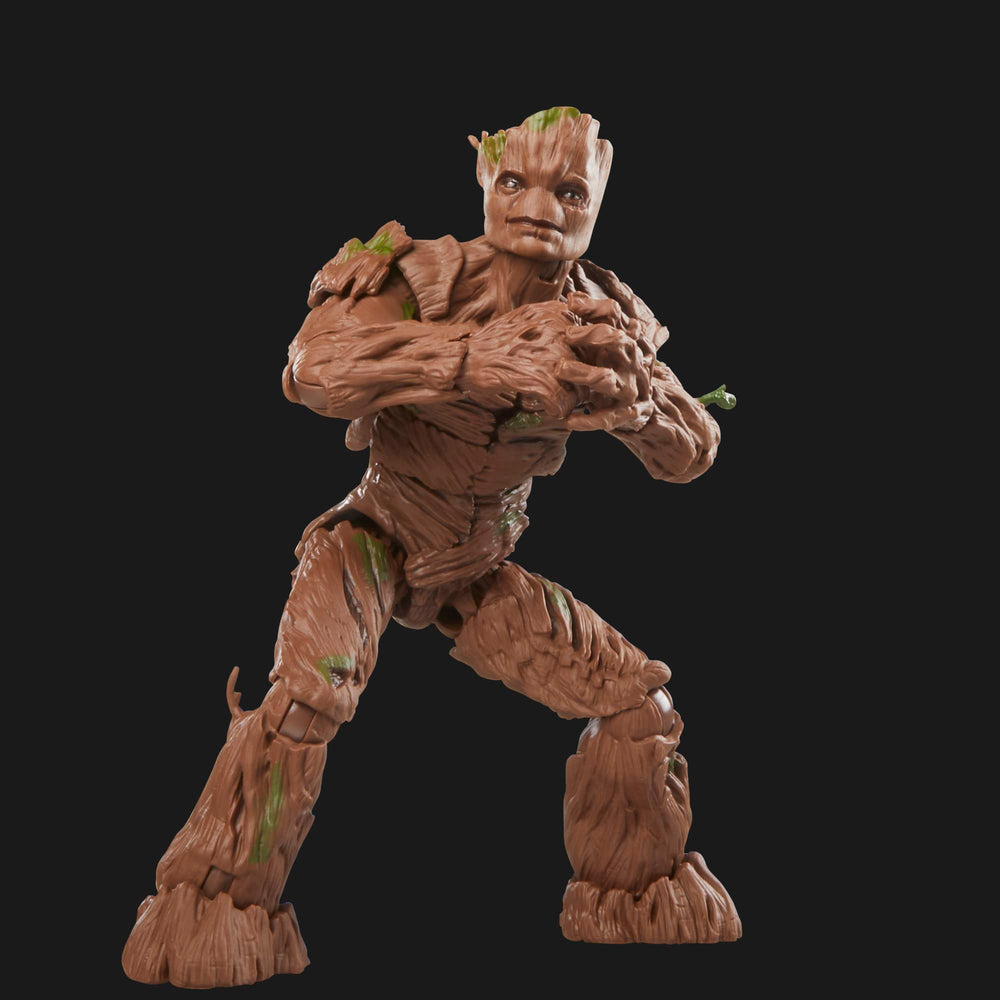 Marvel Groot Baby Rocket accessory boosts imaginative play.