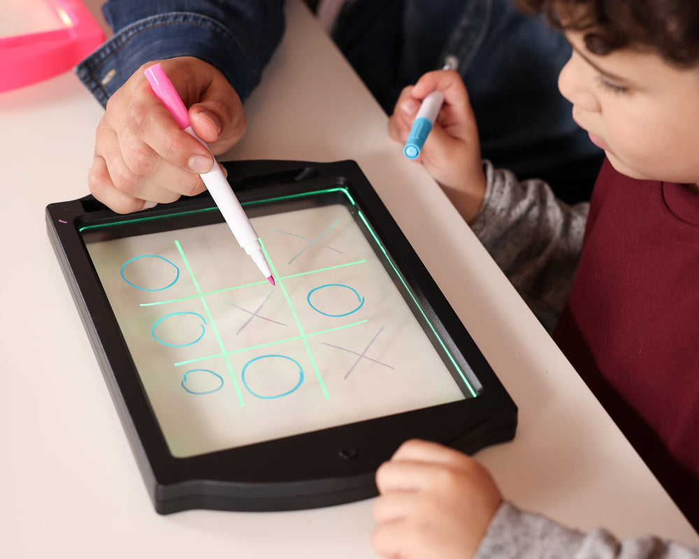 Marvin's Glow Art see-through screen for tracing glowing pictures.