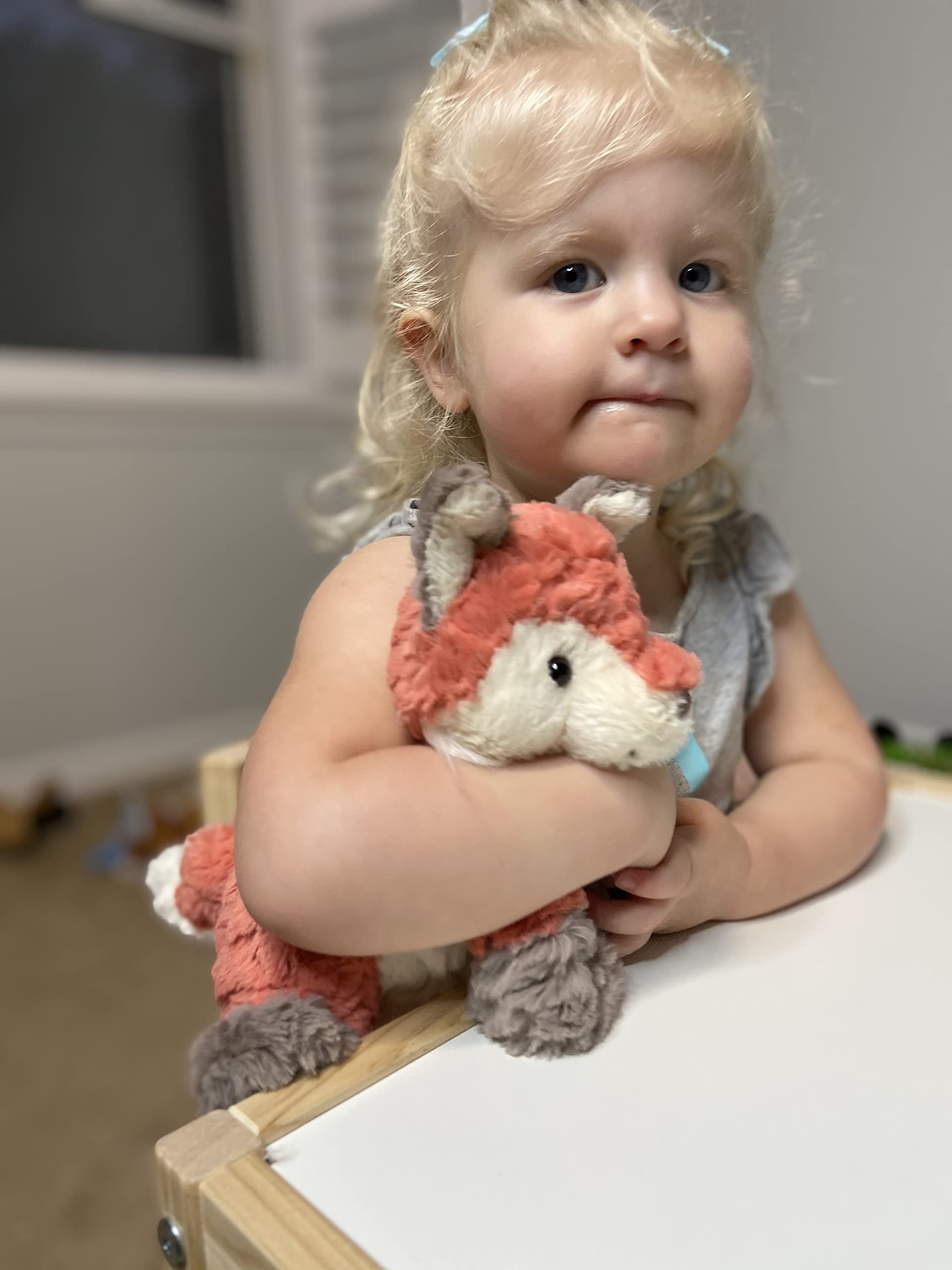 Mary Meyer Putty Fox machine washable for easy care.