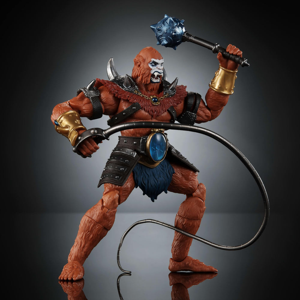 Hinged jaw feature captures fierce expressions for action poses.