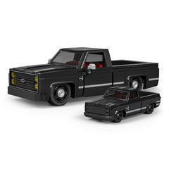 Mattel Brick Shop close-up of front grille and windshield showing authentic details