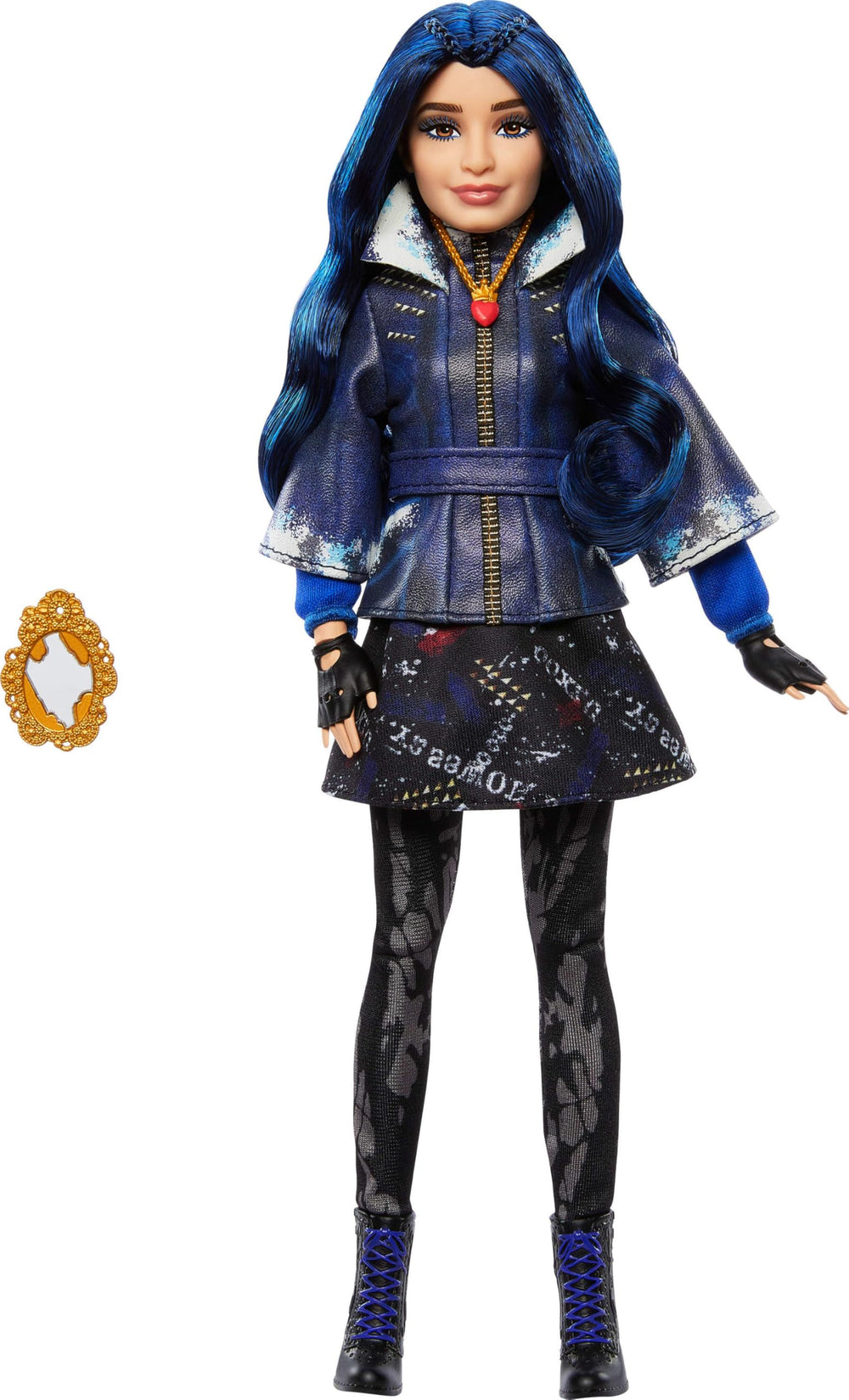 Mattel Descendants Evie doll packaging, protects the figure during storage and gifting.