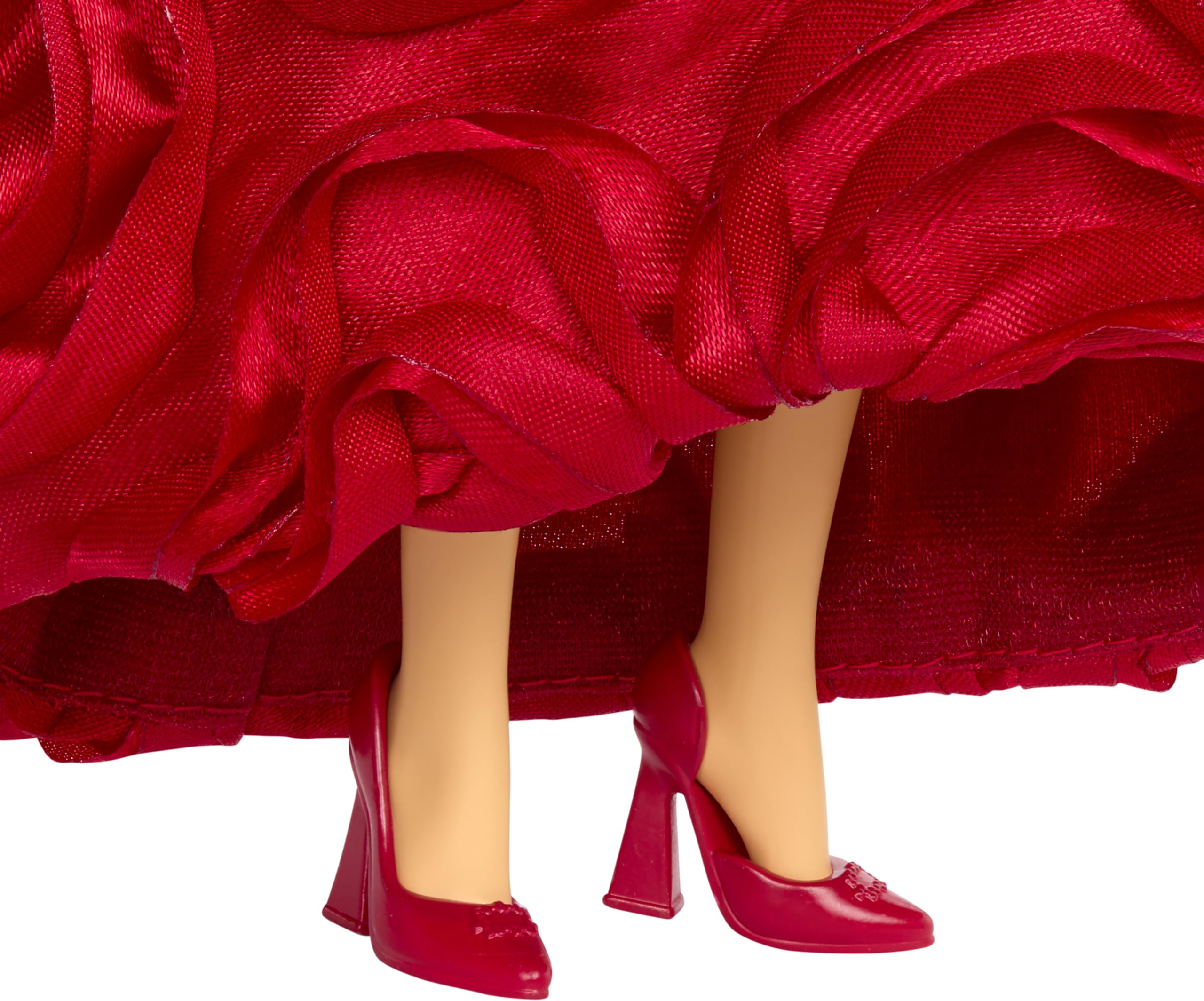 Queen of Hearts doll with 11-point articulation for dynamic posing