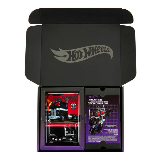 Mattel Hot Wheels Nemesis Prime with attachable hands for dynamic poseability.