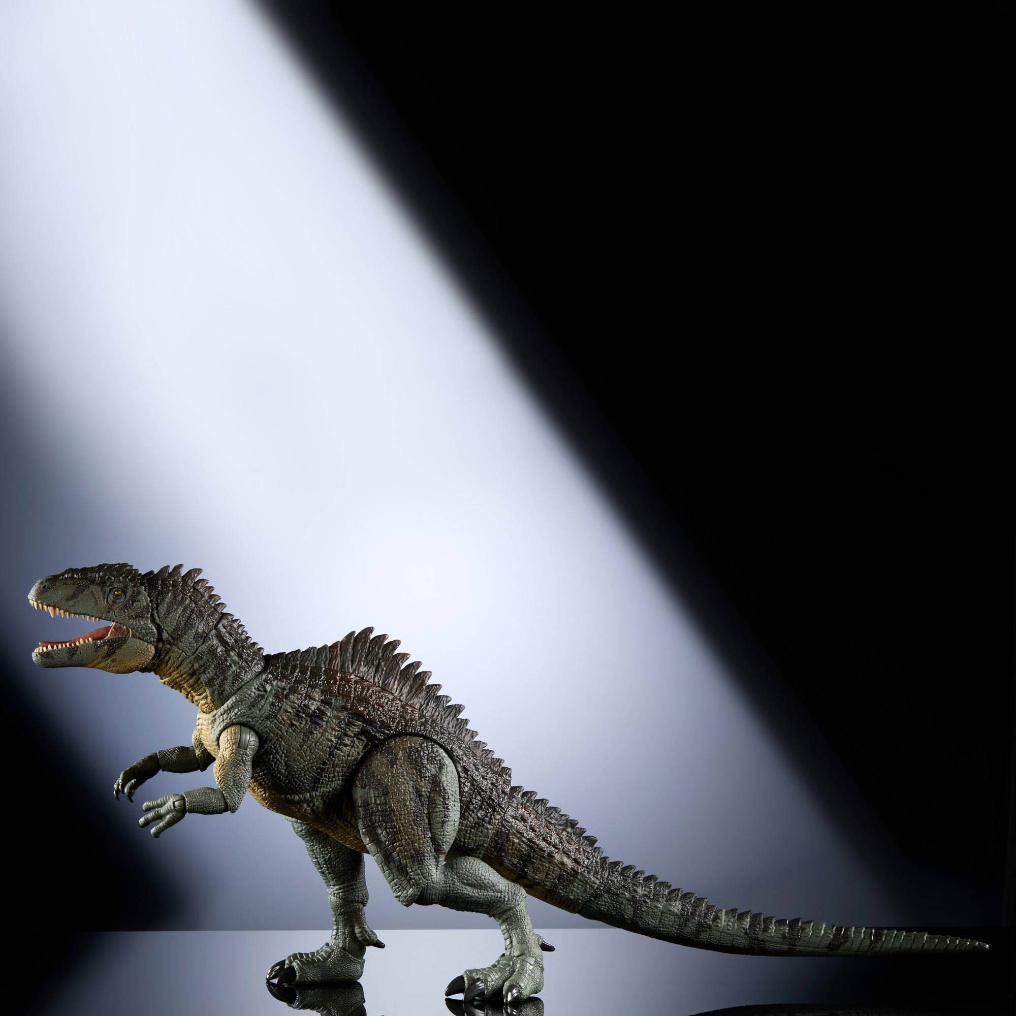 Mattel Giganotosaurus jaw opens for dramatic action poses.