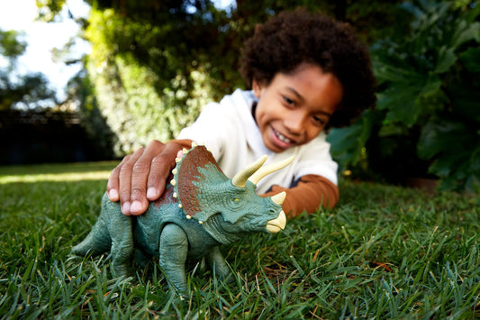 Mattel Jurassic World Dominion Roar Strikers Triceratops in attack action