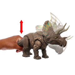 Mattel Eotriceratops head-bump action invites immersive pretend battles with friends.