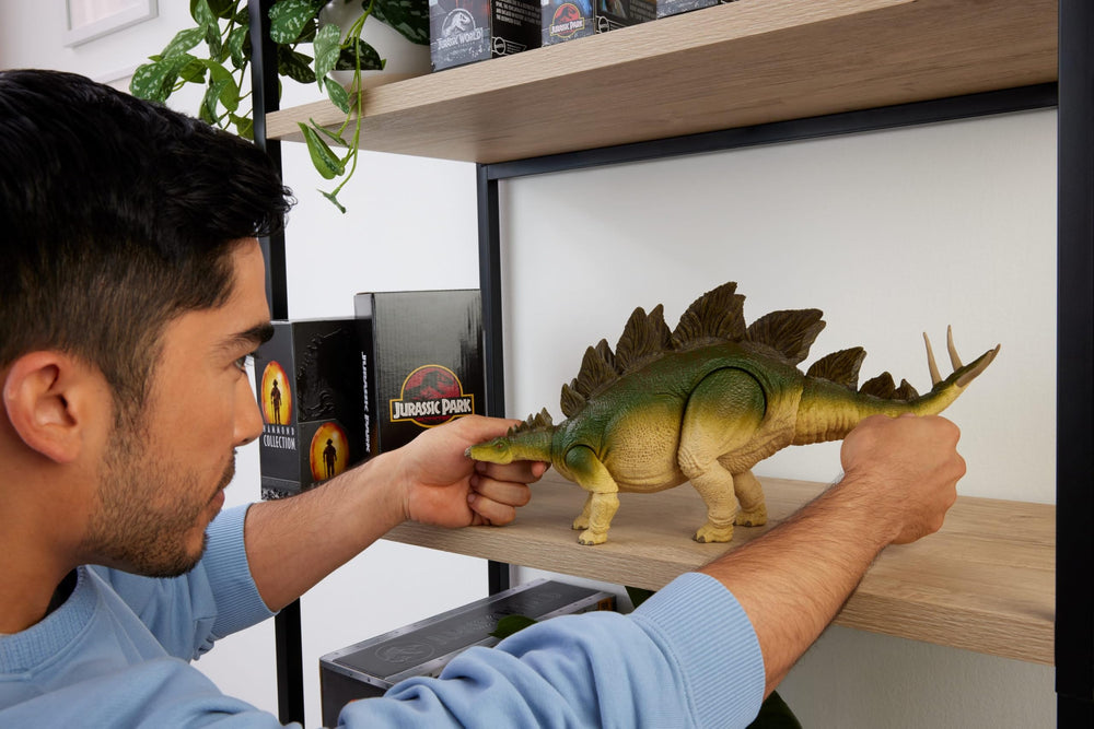 Mattel Jurassic World Hammond Stegosaurus wired tail enables dynamic posing