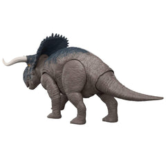 Mattel Nasutoceratops battle-direction change enables dynamic chase sequences.