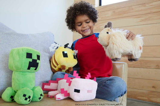 Mattel Minecraft Basic Plush Character 2, pixelated details enhance collectibility and storytelling.
