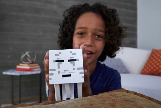 Mattel Minecraft Fireball Ghast discs pack includes 10 red discs for interactive battles.