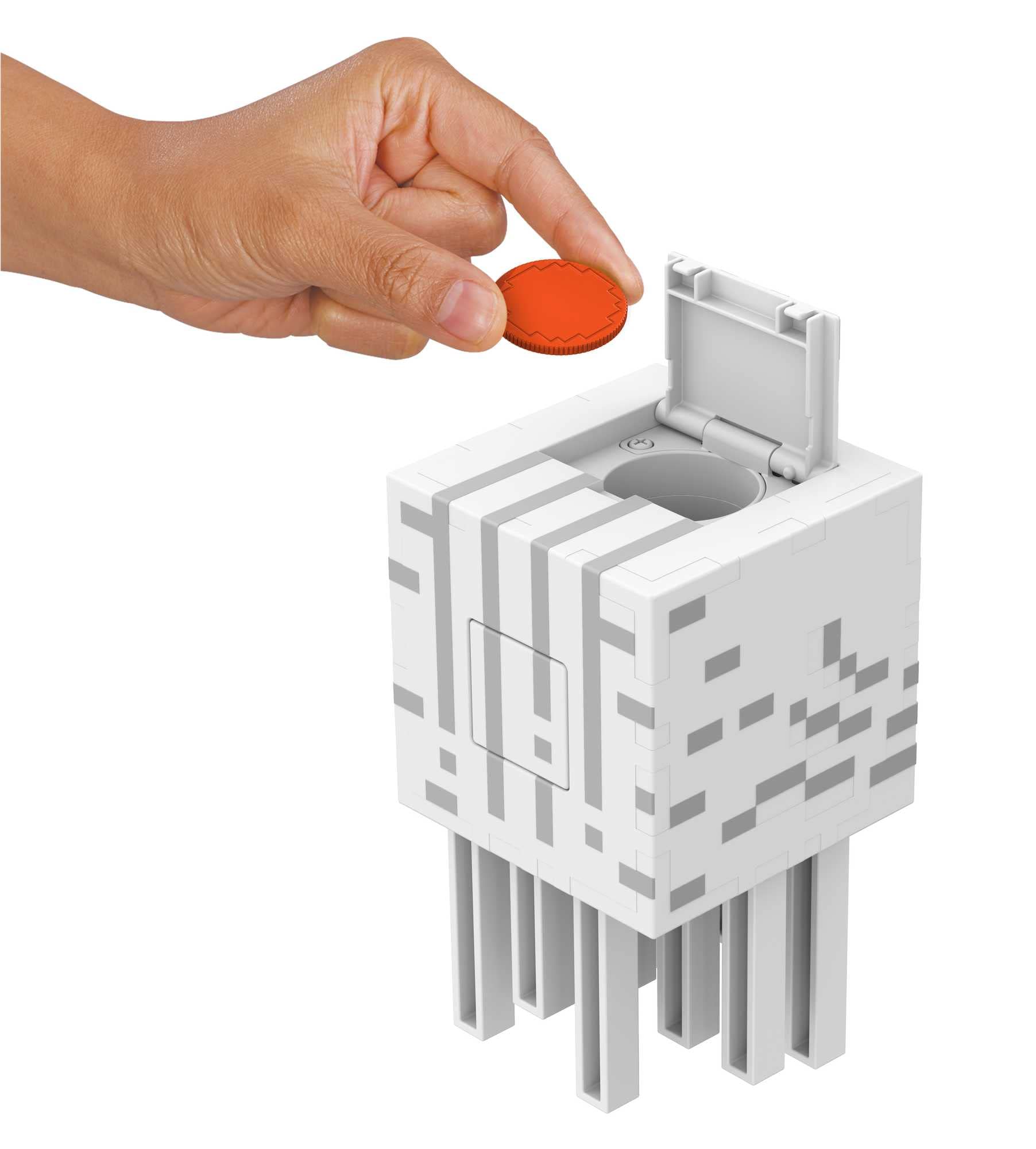 Mattel Minecraft Ghast legs move realistically when held, enhancing airborne pretend flight.