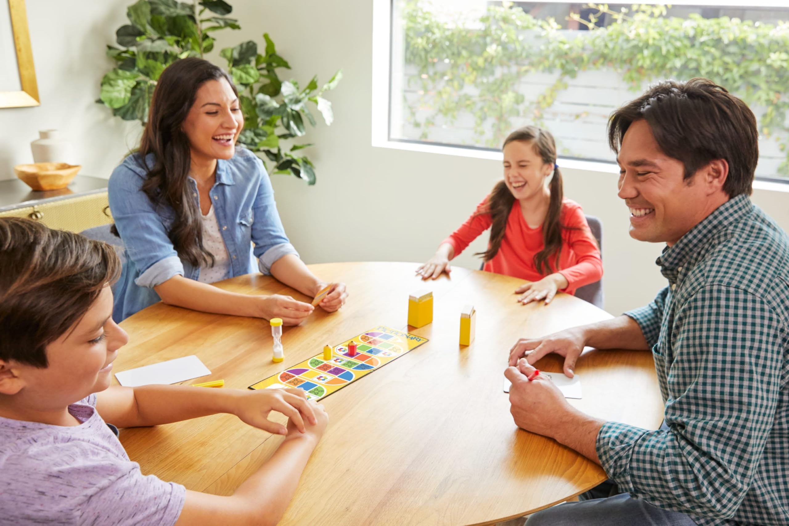 Mattel Games Pictionary erasable markers for clean re-draws during play.
