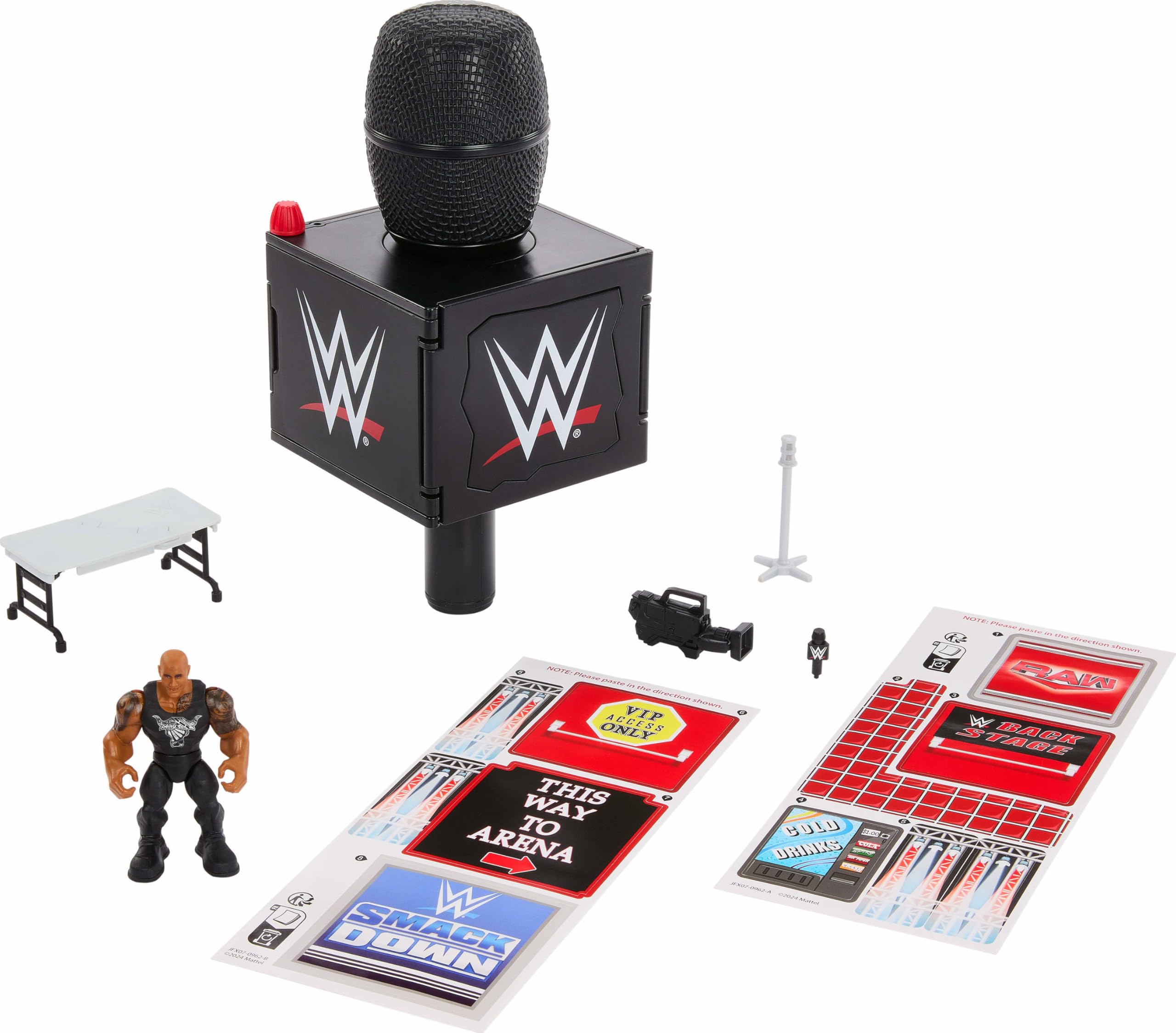 Mattel WWE Knuckle Crunchers Final Boss Microphone transforms for immersive at-home play.