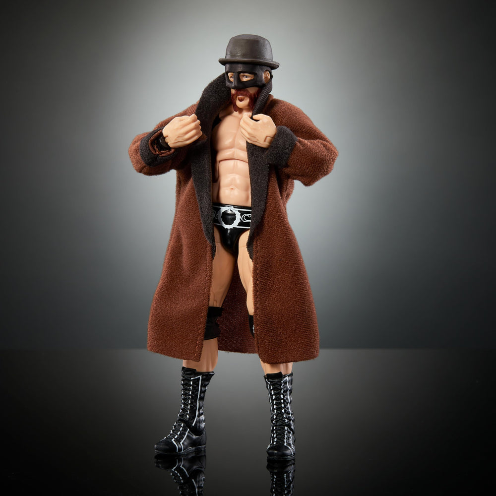 Mattel WWE Top Picks Sheamus ring gear for iconic authenticity in display or play