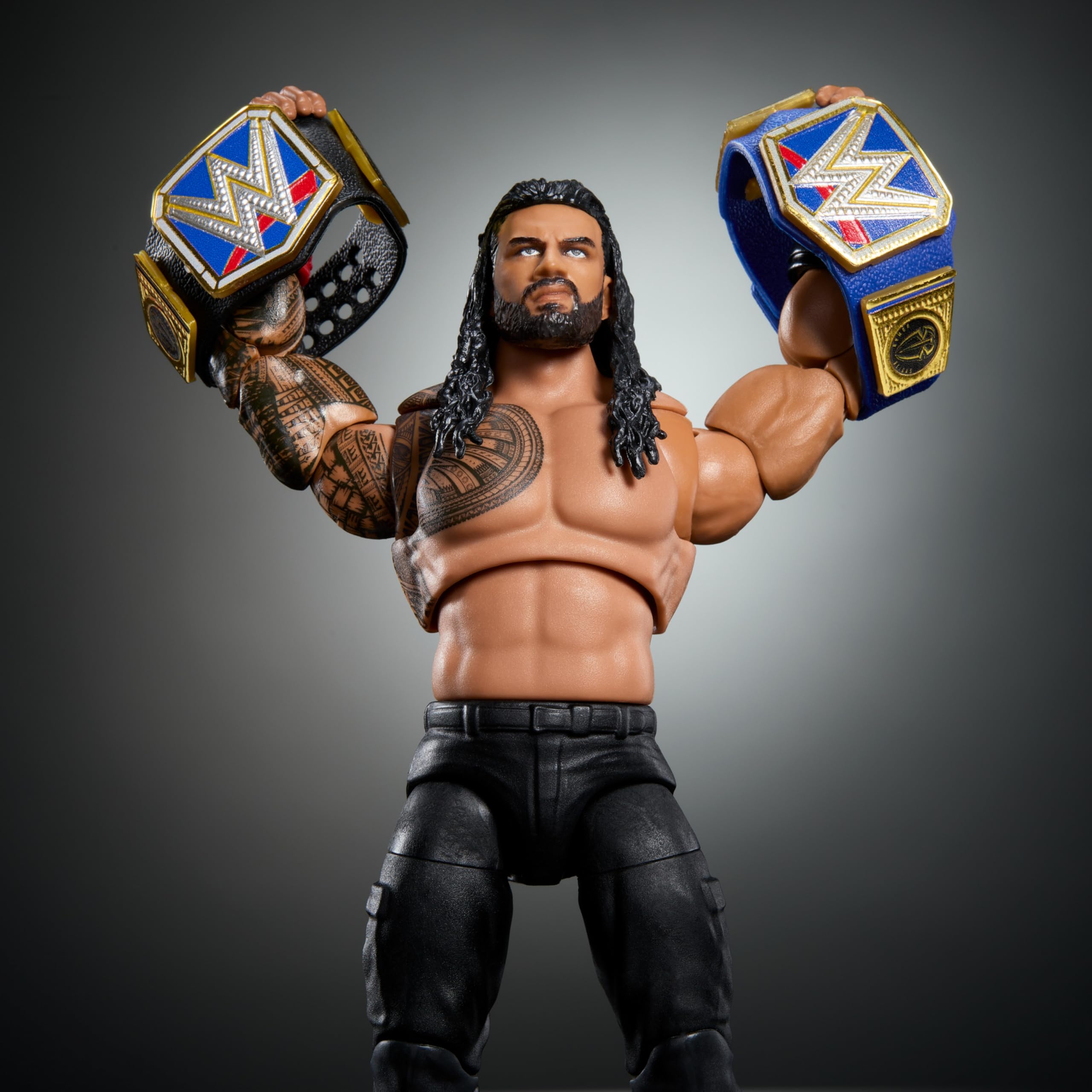 Iconic entrance gear and accessories in the Ultimate Edition set