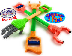 Matty's Toy Stop Robot Claw securely grabs varied items with precision.