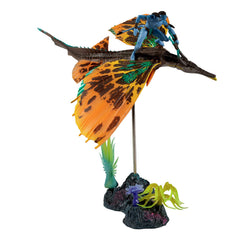 McFarlane Toys Avatar World of Pandora bioluminescent effect under black light
