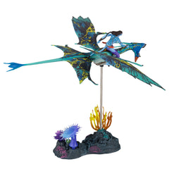 McFarlane World-builder stand enables dynamic Banshee posing.