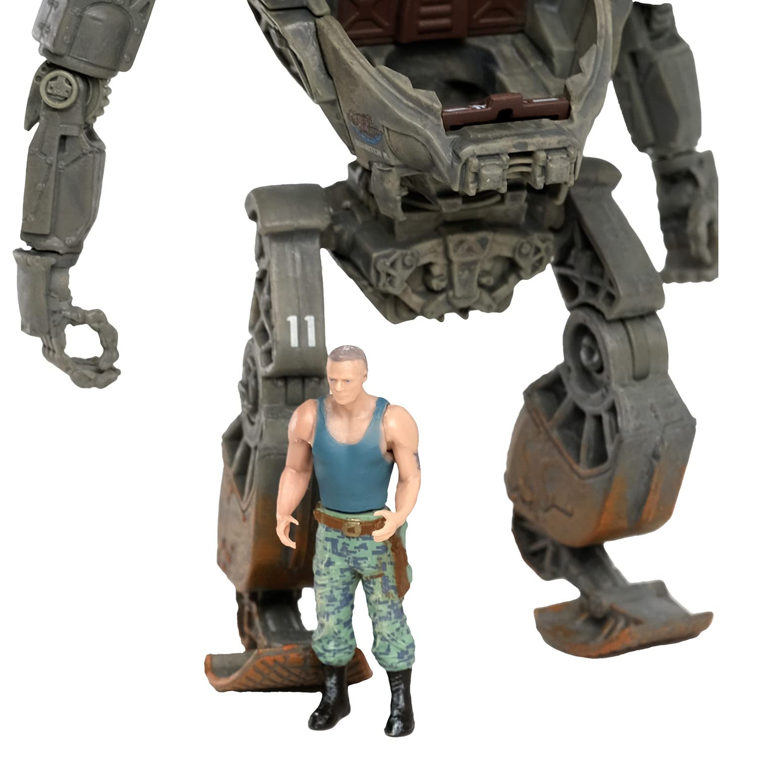 Miles Quaritch articulation points enable action-ready poses