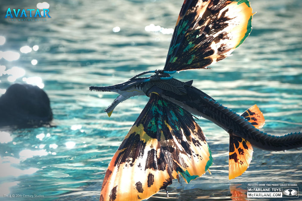 McFarlane Toys Avatar Skimwing Megafig side view shows wing articulation for dynamic poses