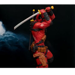 Deadpool 1:10 scale with dramatic backdrop for display