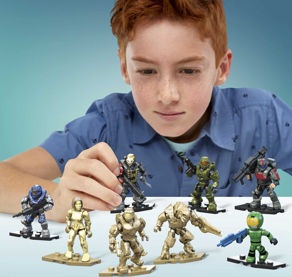 Poseable Halo figures with premium deco and 12 points of articulation.