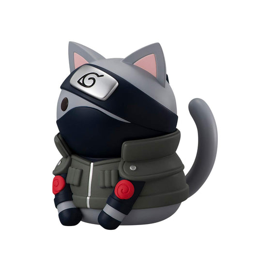 Compact Nyanto figure highlights Kakashi's iconic pose in bold color options