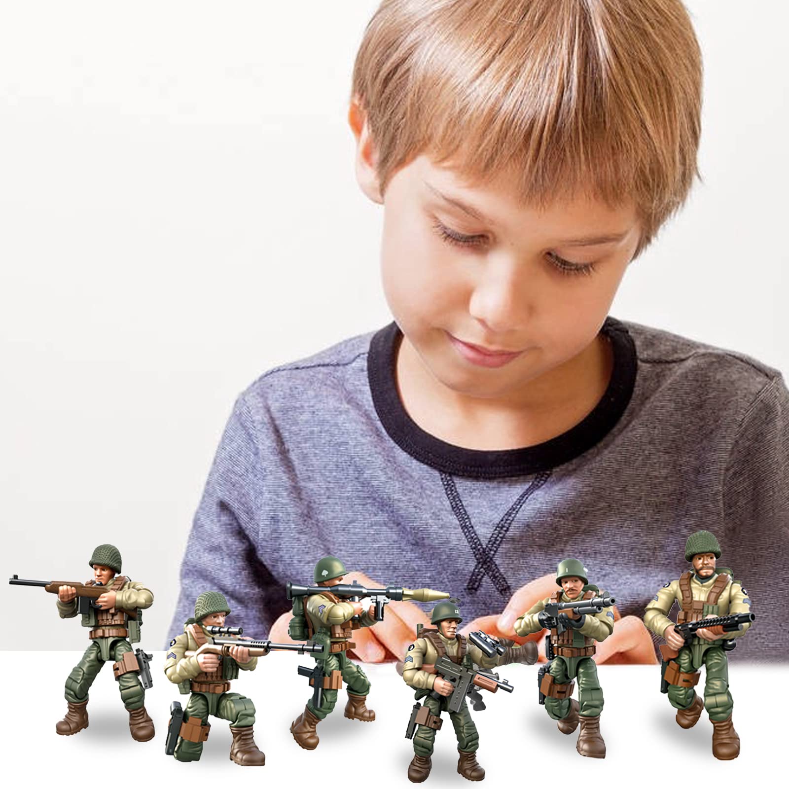 MEIEST army accessories close-up showing weapons and gear for realistic setups.