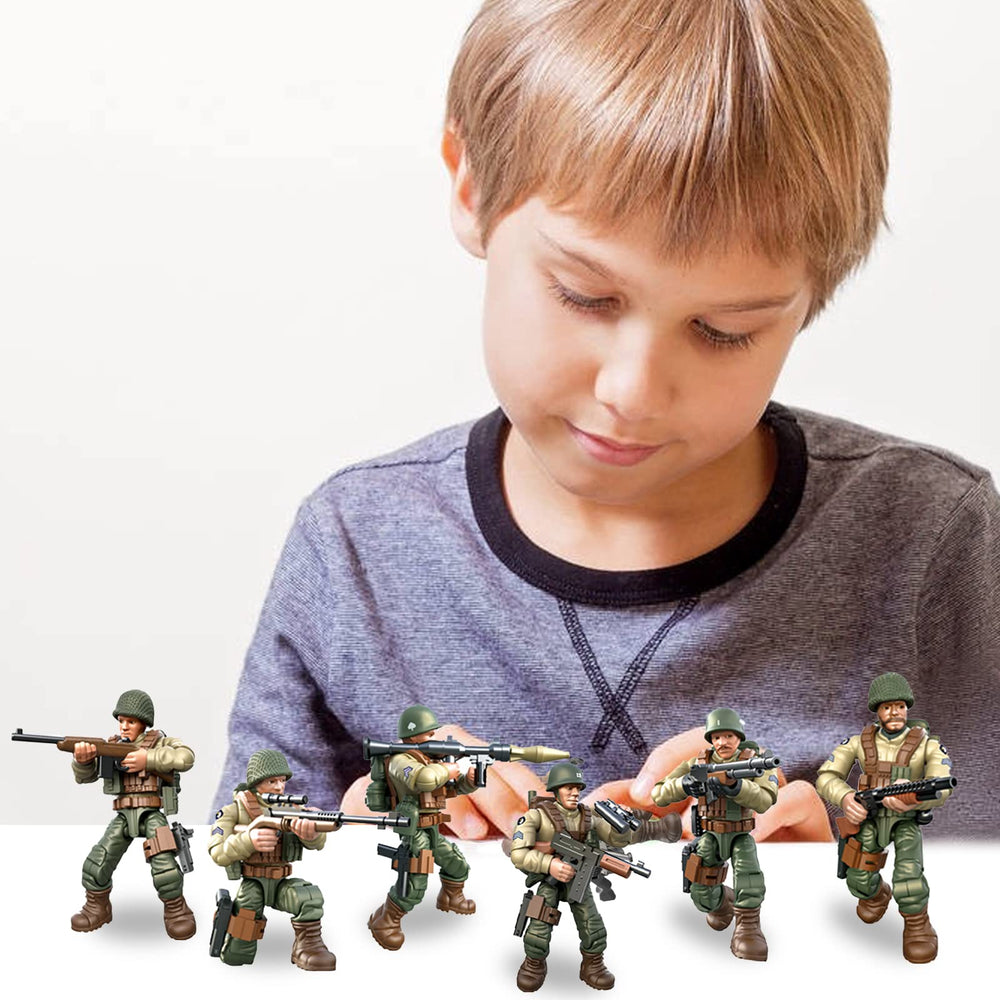 MEIEST army accessories close-up showing weapons and gear for realistic setups.
