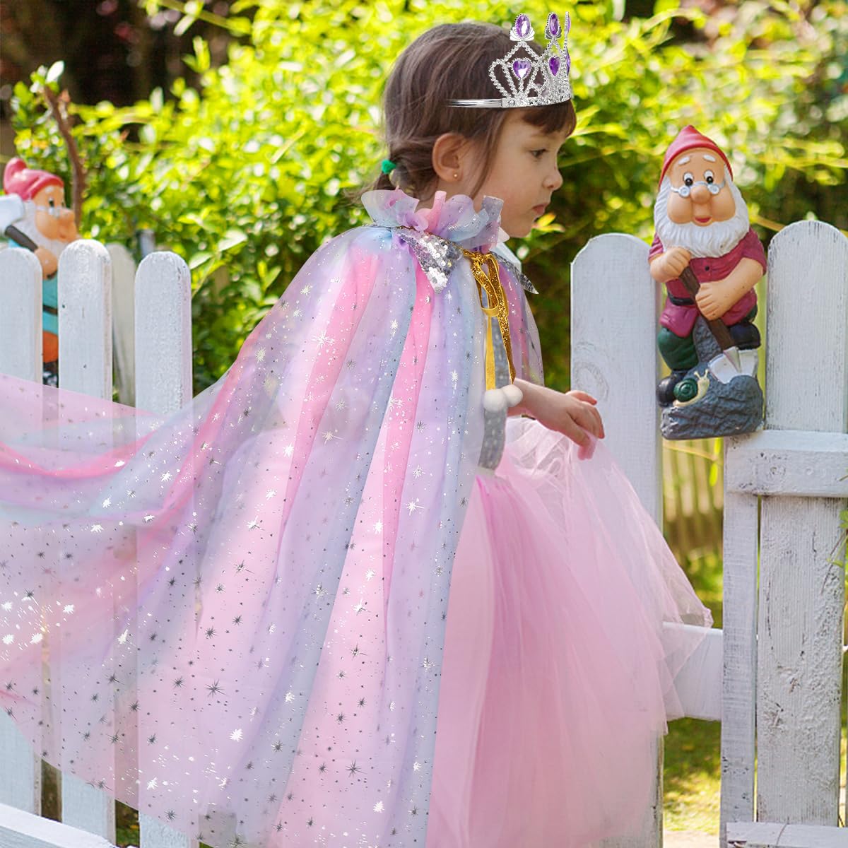 Meland glitter gloves pair enhances princess outfit and photo moments.
