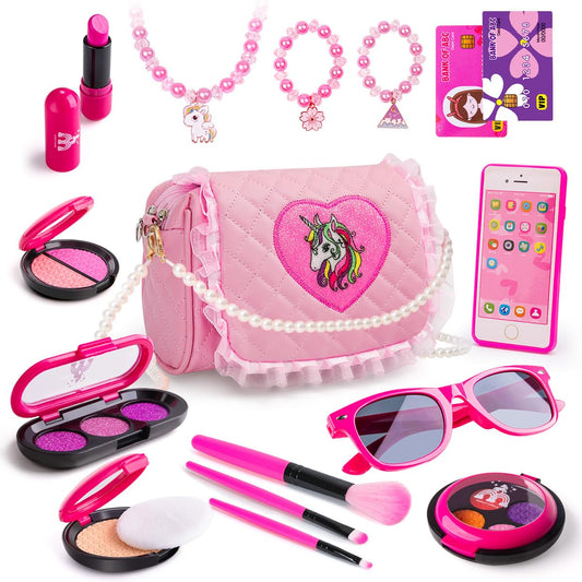 Meland pink heart handbag and accessories for pretend play and storytelling.