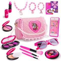 Meland pink heart handbag and accessories for pretend play and storytelling.