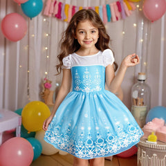 Meland Princess Dress Up elastic waistband for comfortable wear during active play.