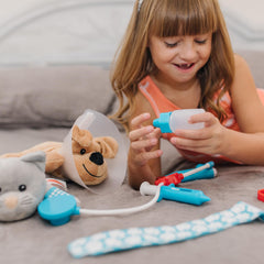 Melissa & Doug vet kit bottles for pretend medications and dosages