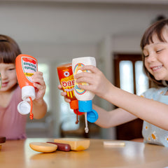 Melissa & Doug kids play food set inspires screen-free pretend meals.
